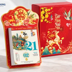 Phối cảnh minh họa Lịch bloc siêu đại 2027 AD01 – thư pháp, ruột 20 × 30 cm kèm hộp túi